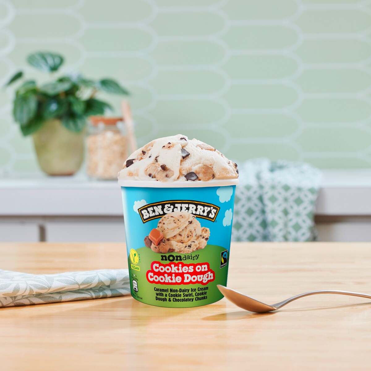 Cookies on Cookie Dough Non-Dairy Oat - Pint 2 / 3